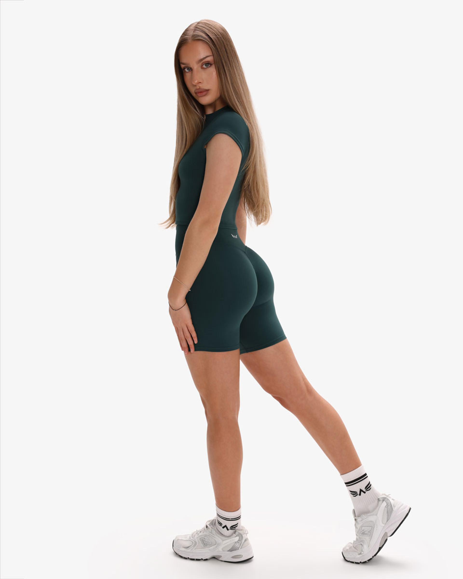 Elysia Glow Motion Šortky 6"