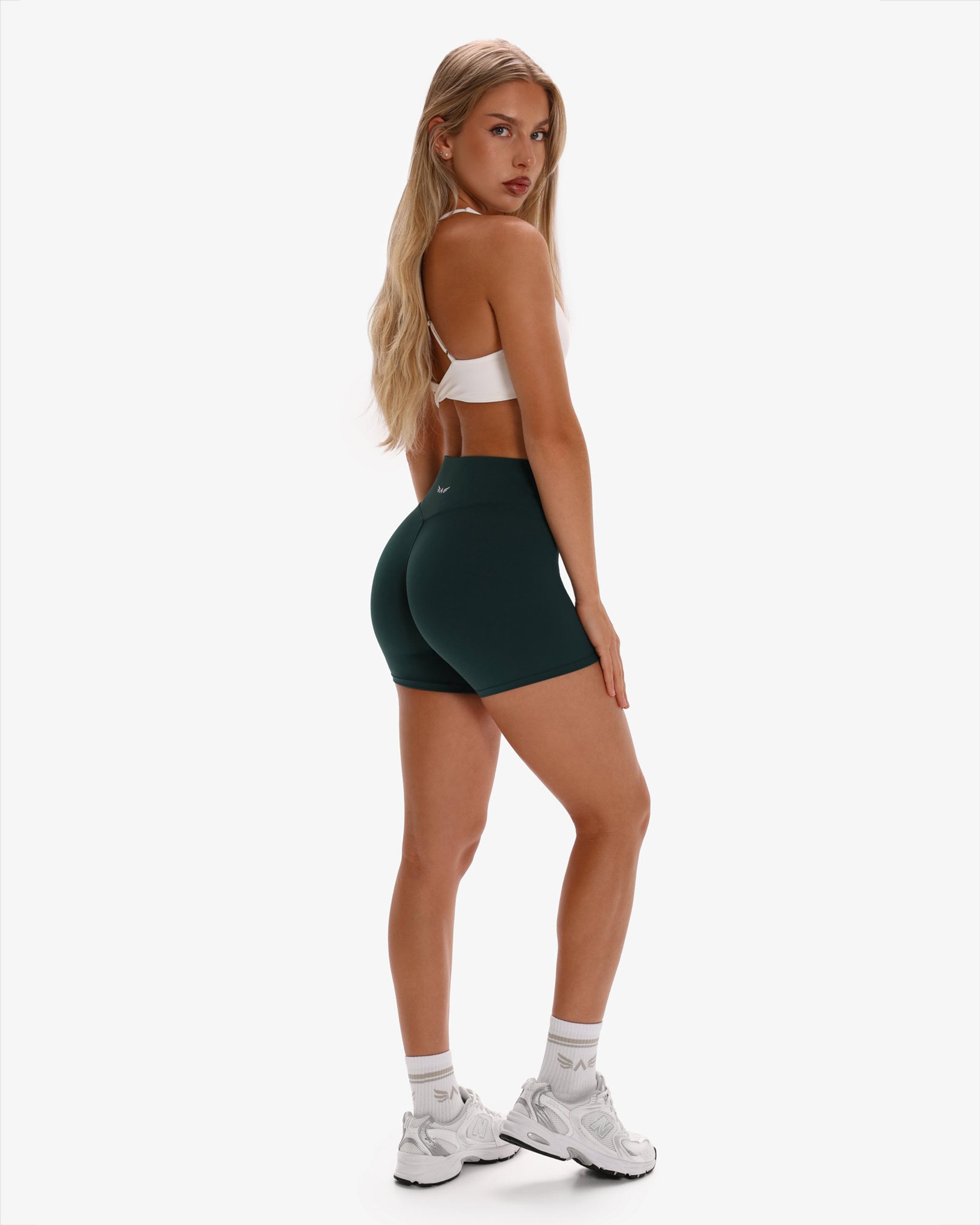 Elysia Glow Motion Šortky 4”